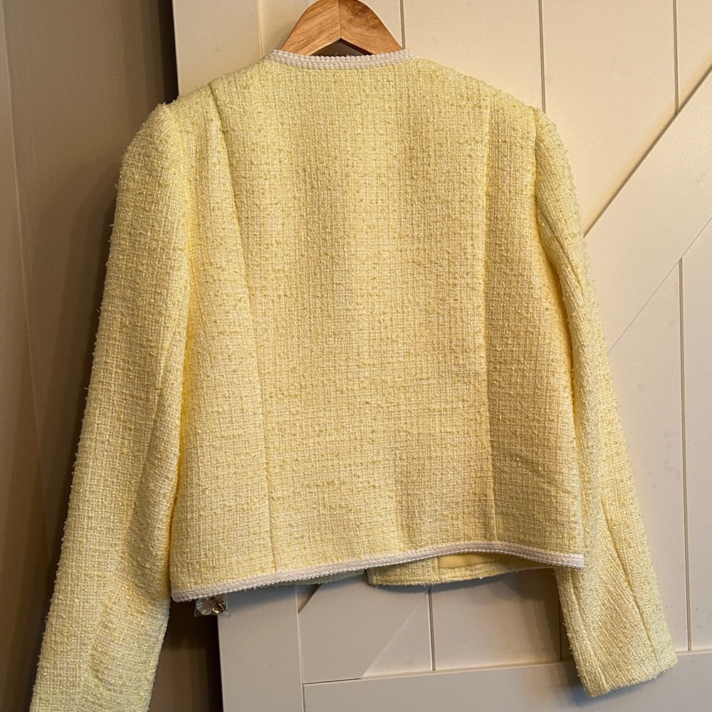 Elegant Yellow Lilly Pulitzer boucle Jacket - Picture 6 of 7